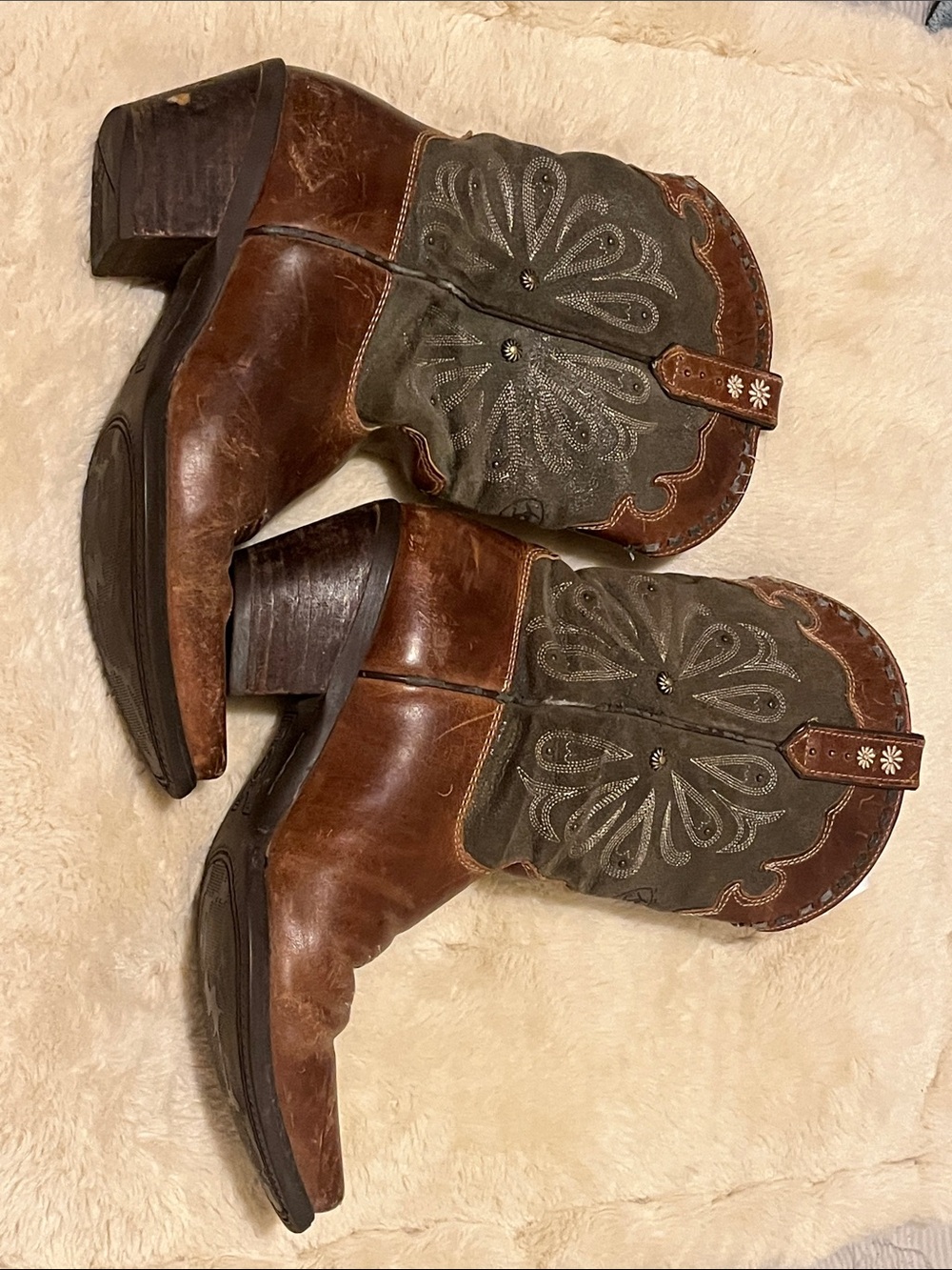 Ariat Tilley Frontier brown & green cowgirl boots🤠